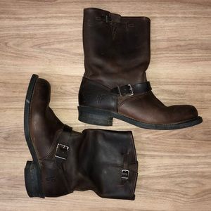Frye Distressed Men’s Engineer Leather Boots Brown